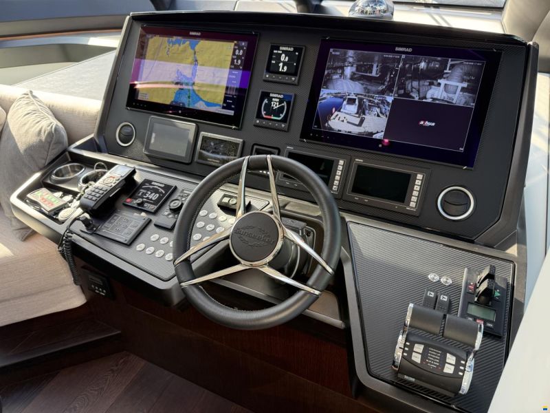 Sunseeker 74 Sport Yacht