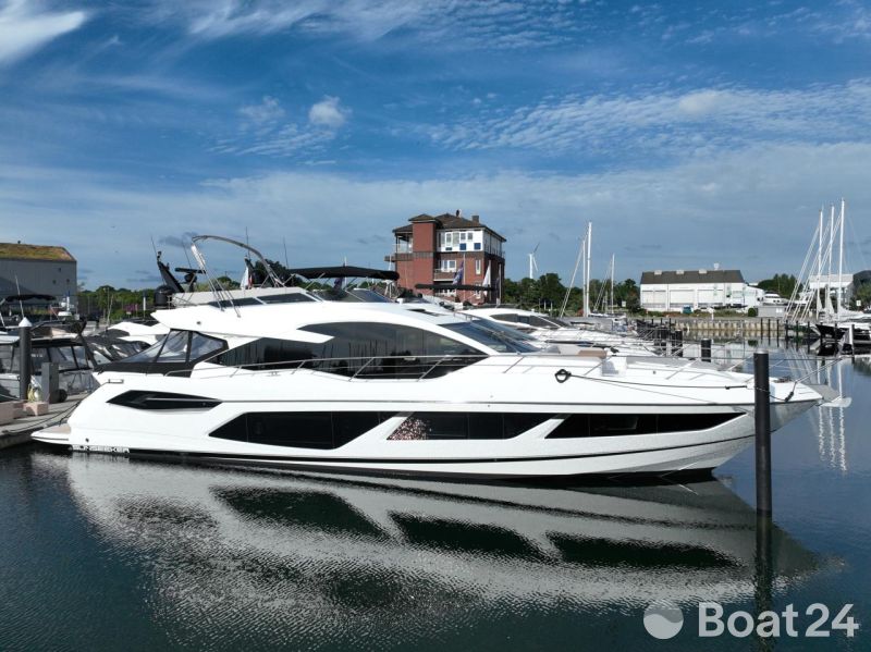 Sunseeker 74 Sport Yacht
