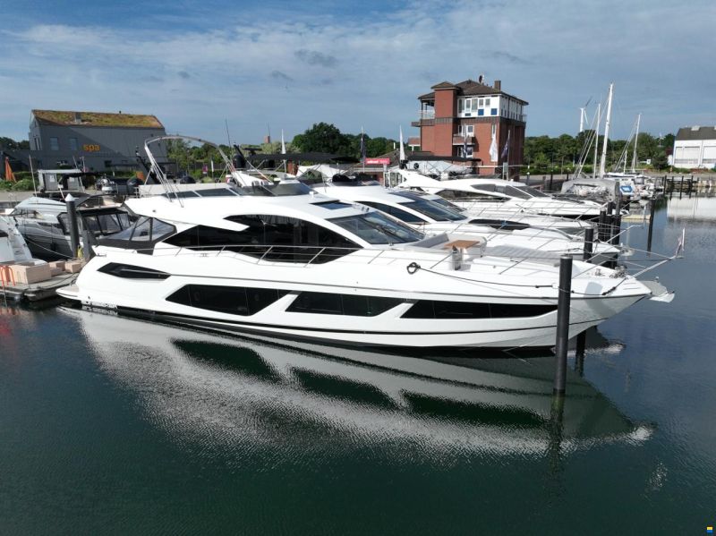 Sunseeker 74 Sport Yacht