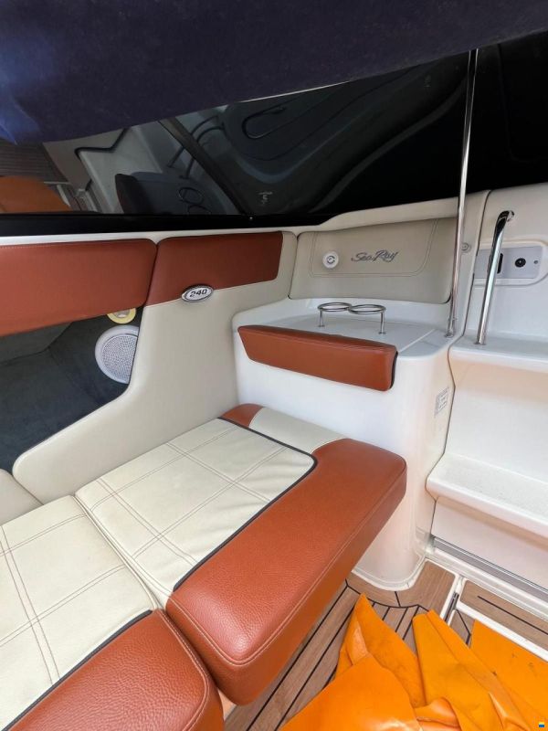 Sea Ray 240 Sse