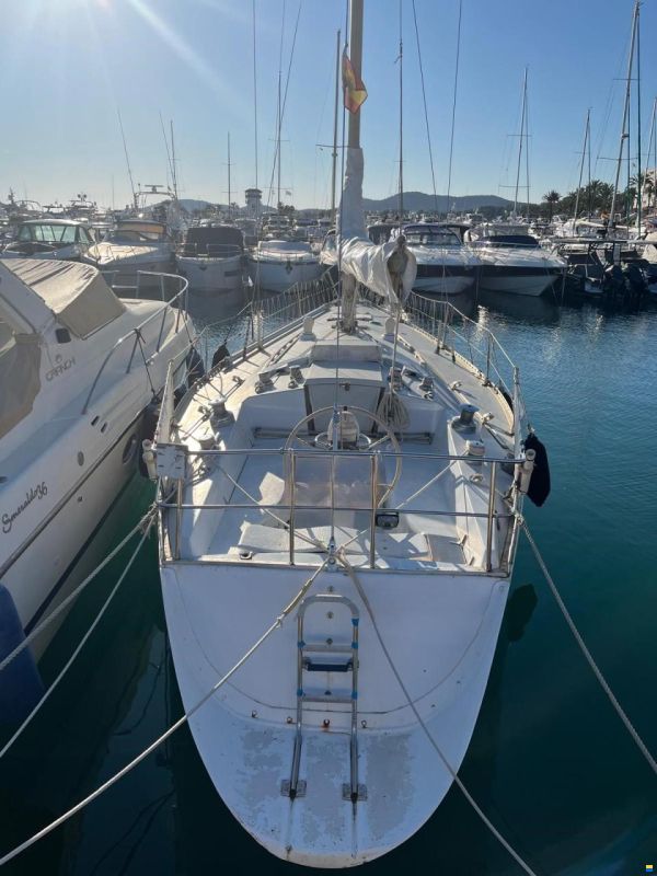 West Wind 35