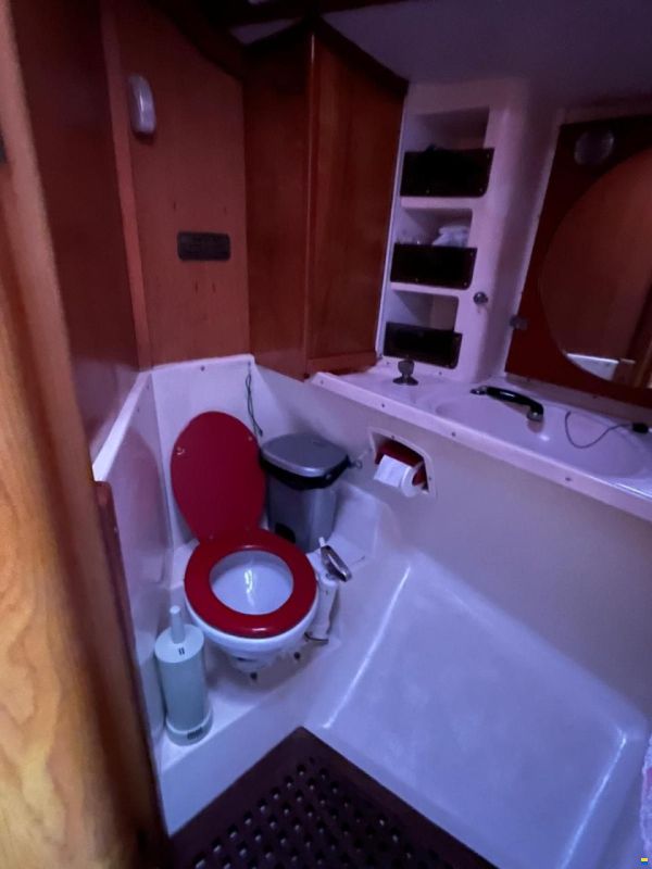 West Wind 35