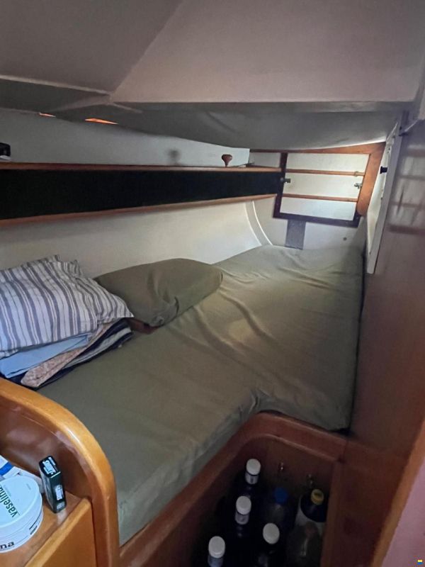 West Wind 35