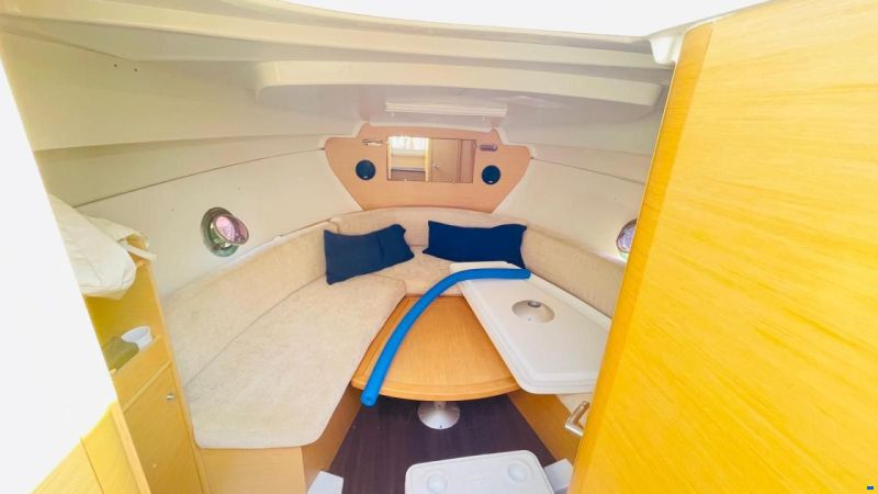 Beneteau Montecarlo 27
