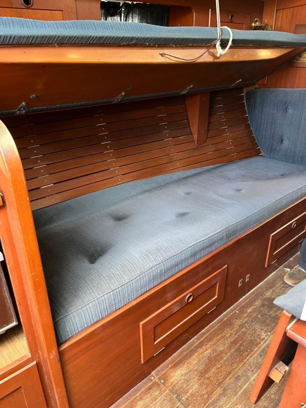 Hallberg-Rassy 31