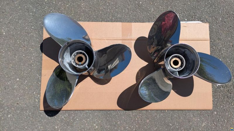 Yamaha 2 V4A Propeller