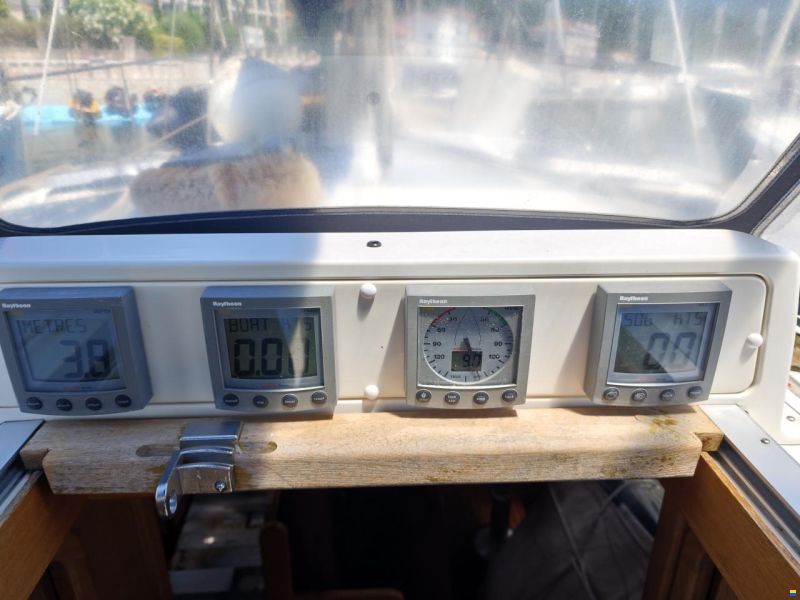 Trident Marine Warrior 40 MK II