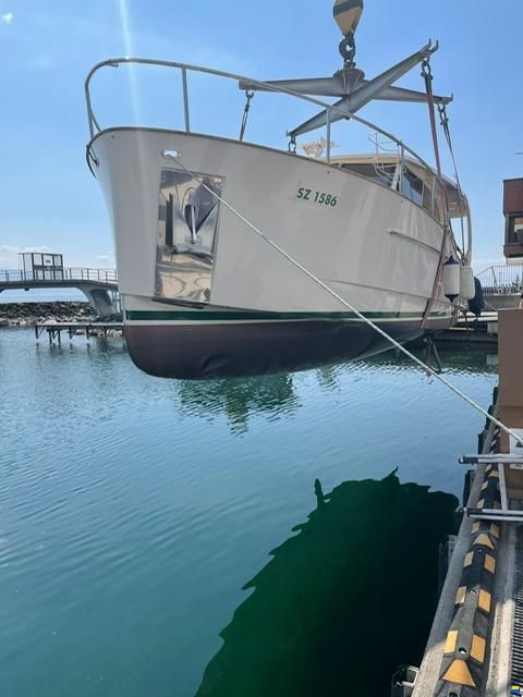Greenline 33 Hybrid