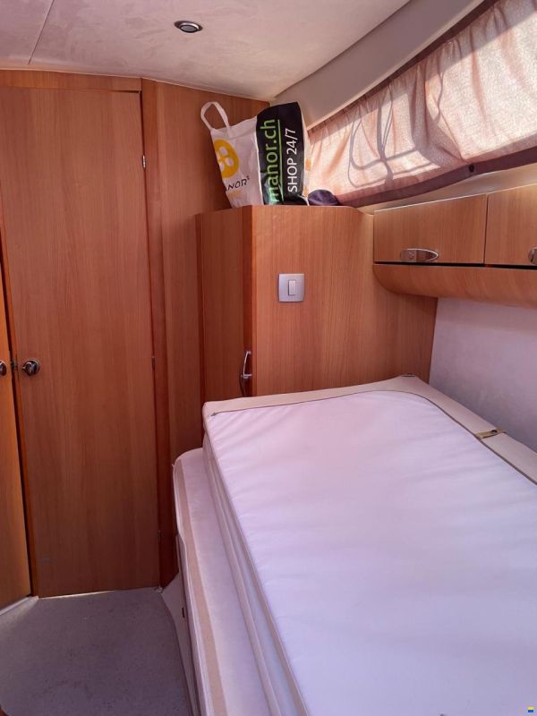 Greenline 33 Hybrid