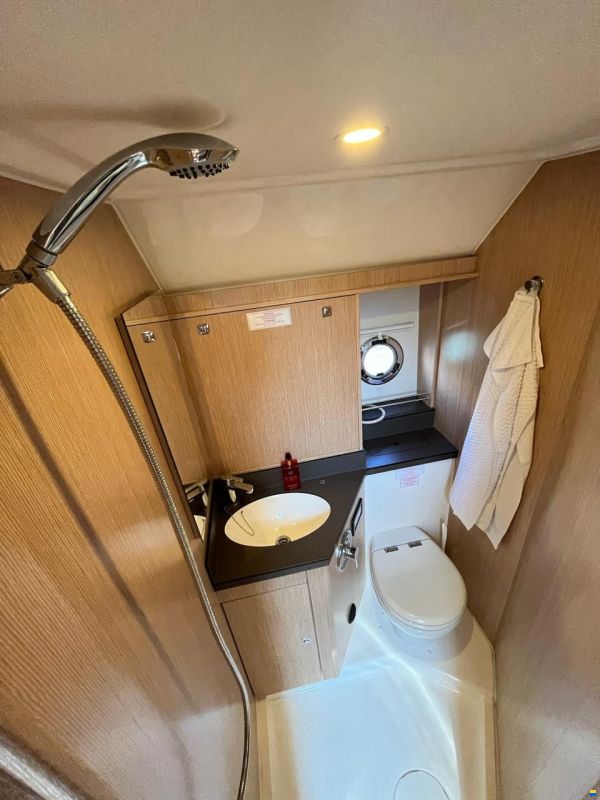 Bavaria E40 Fly