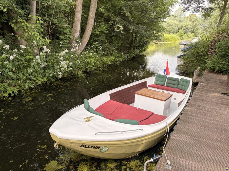 3D Tender Oude geklonken stalen sloep
