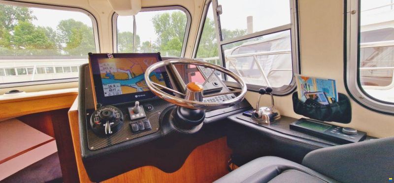 KingFisher Sports Adventurer 1167