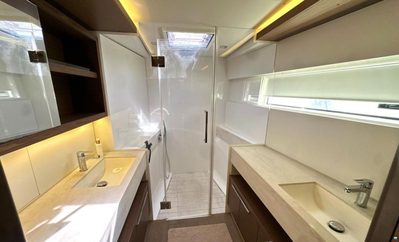 Lagoon 50