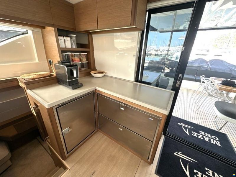 Lagoon 50