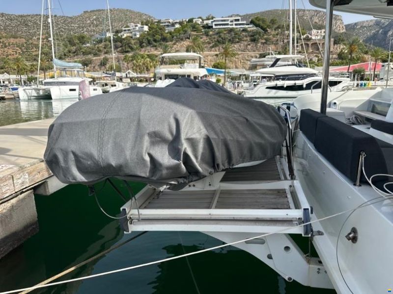 Lagoon 50