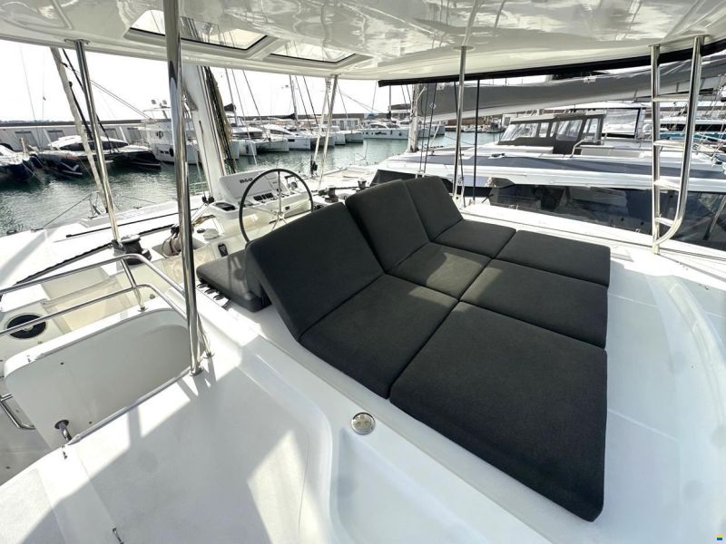 Lagoon 50