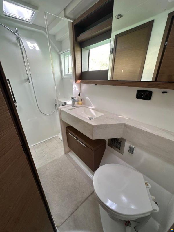 Lagoon 50