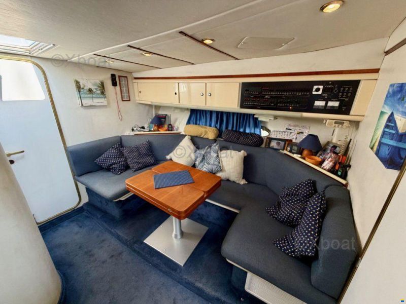 Sunseeker Mustique 42