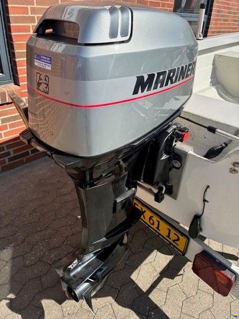 Crescent 434 m/pult og Mariner 30 hk 2-takt og Va