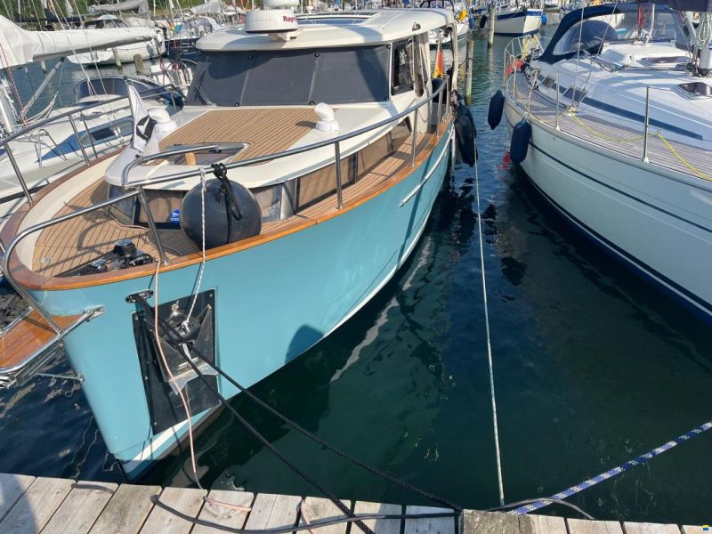 Greenline 33