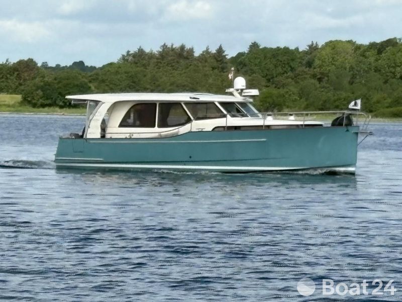 Greenline 33