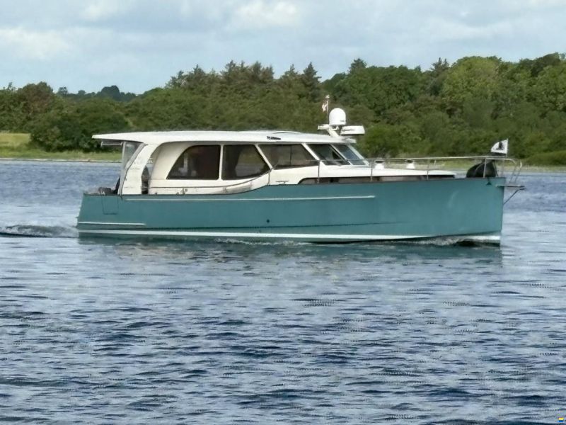 Greenline 33