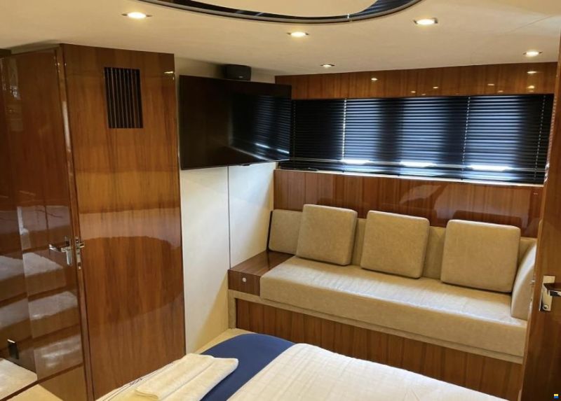 Fairline Squadron 78
