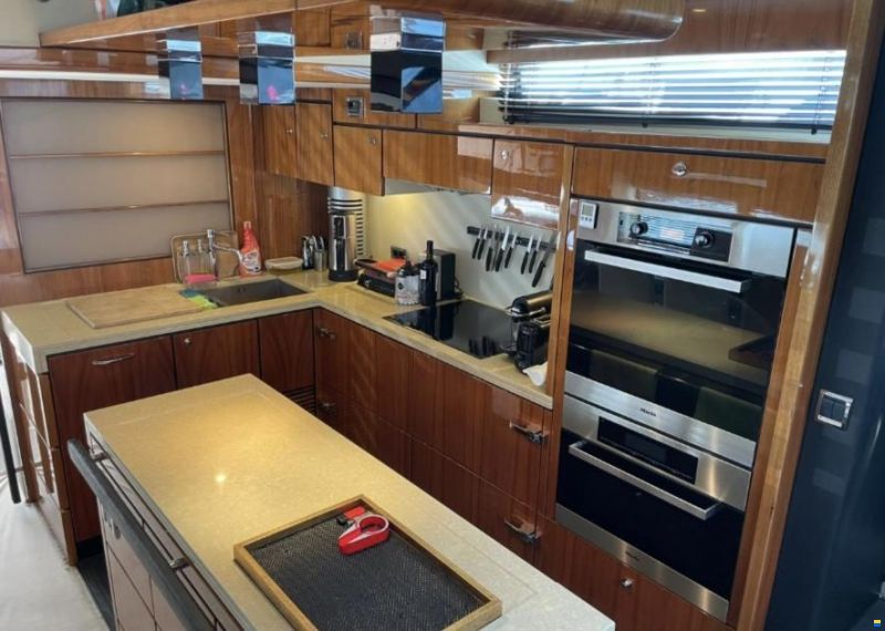 Fairline Squadron 78