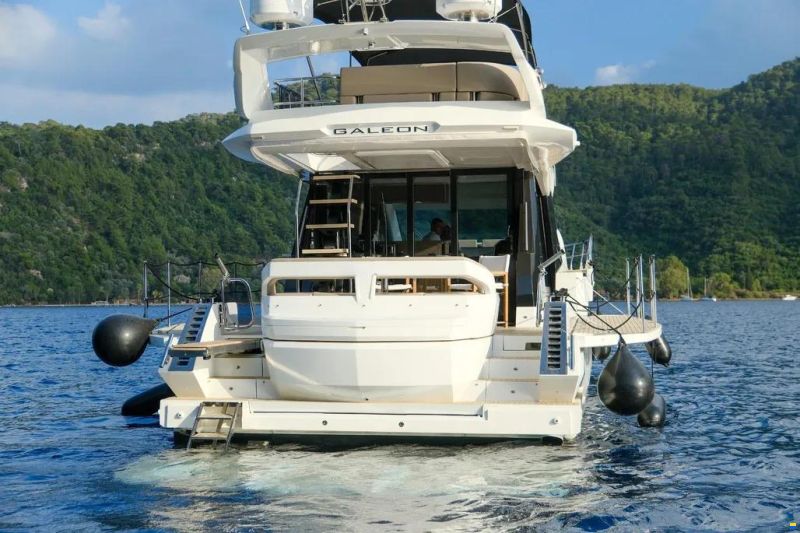Galeon 500 Fly