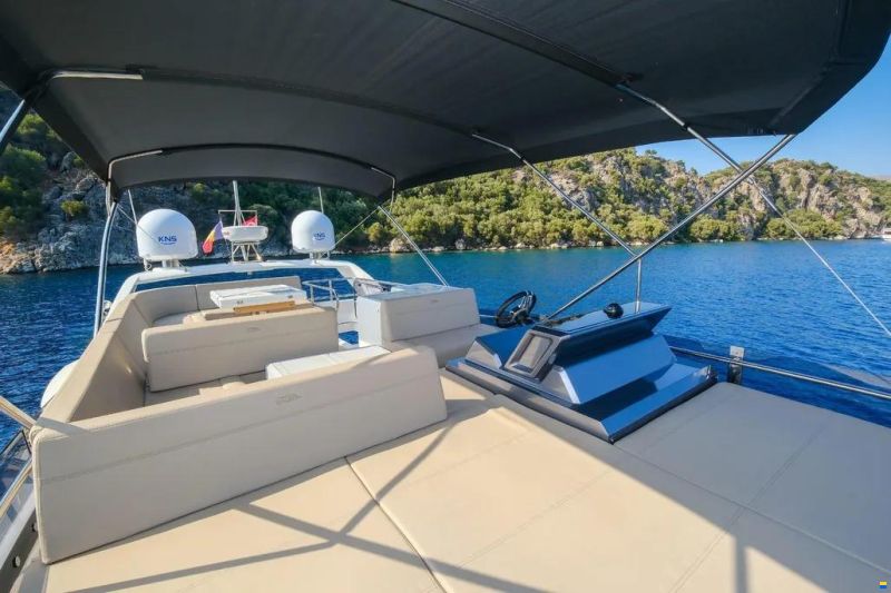 Galeon 500 Fly
