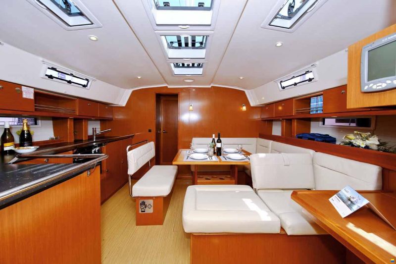 Bavaria CRUISER 45