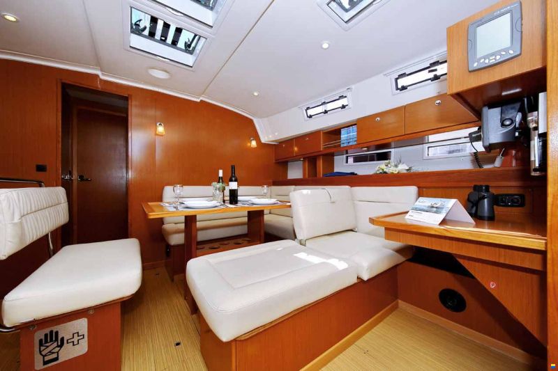 Bavaria CRUISER 45