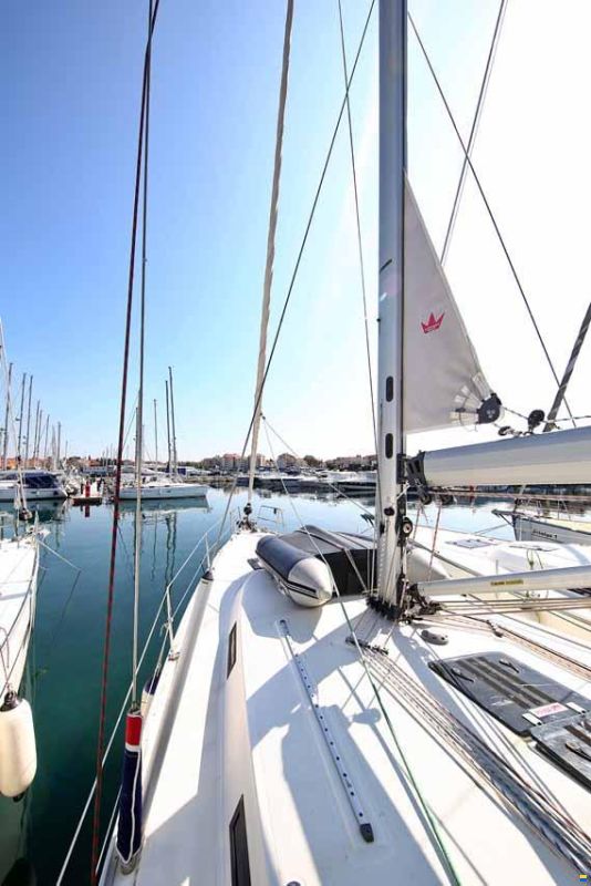 Bavaria CRUISER 45