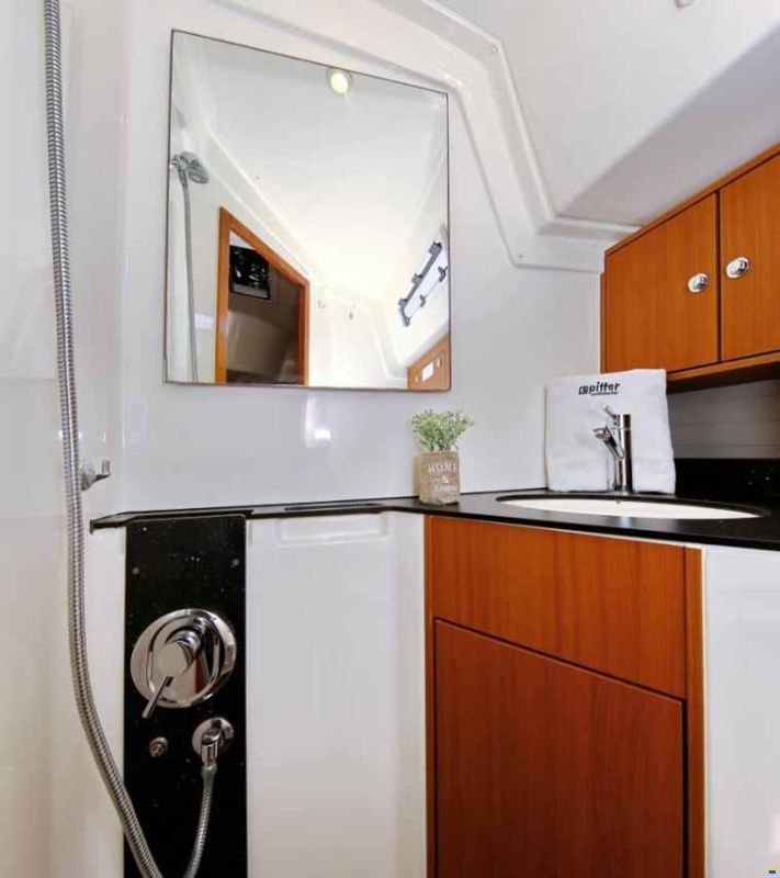 Bavaria CRUISER 45