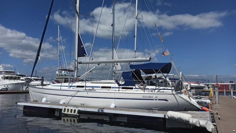 Bavaria 38