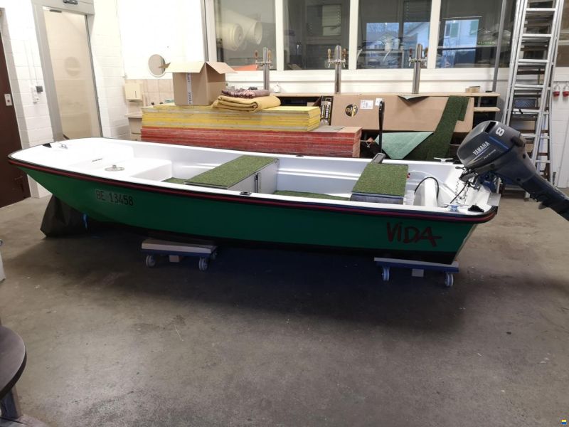 Dell Quay Clubman 13