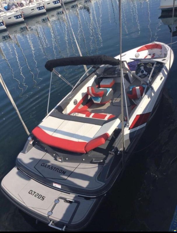 Glastron GTS205
