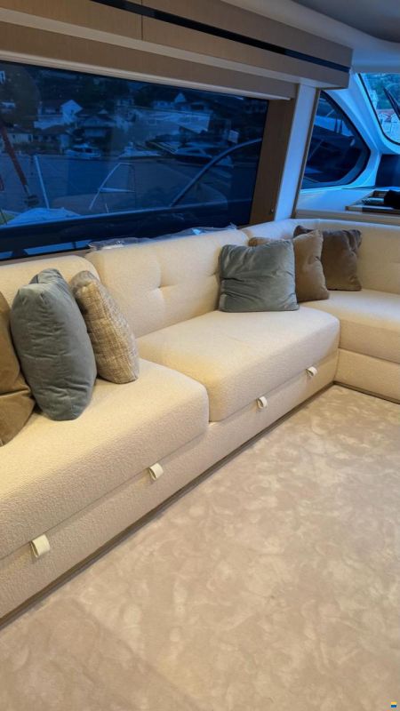 Azimut Fly 62