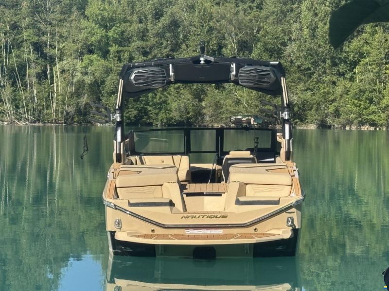 Nautique G23