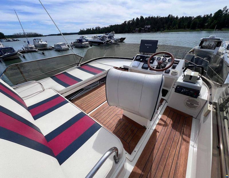 Fairline Turbo 36