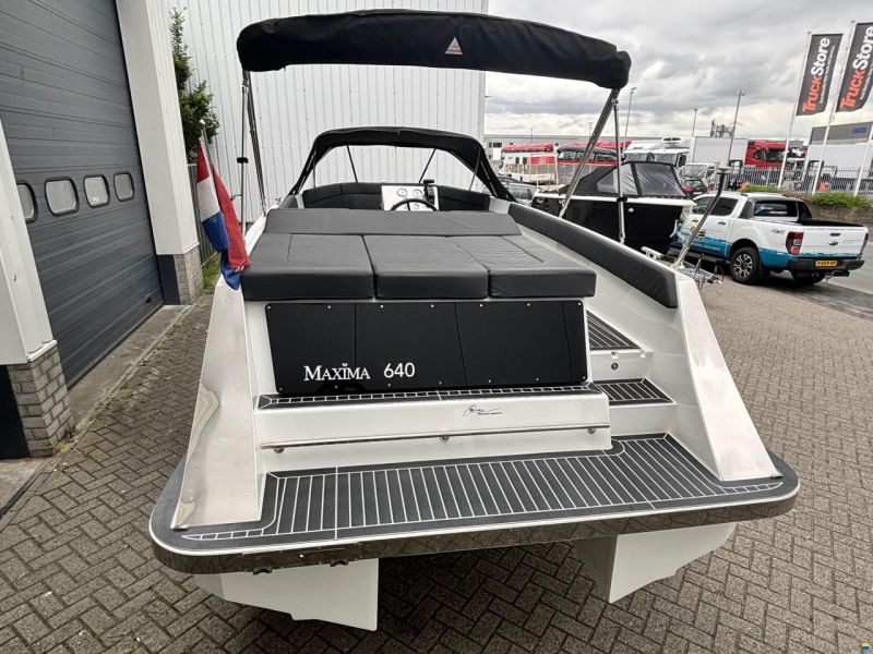 Maxima 640 Tender