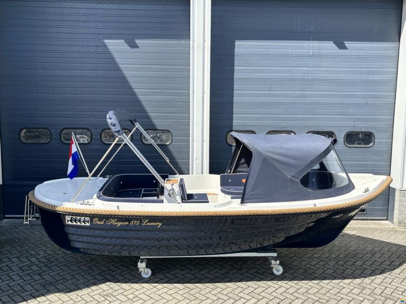 Oud Huijzer 575 Luxury
