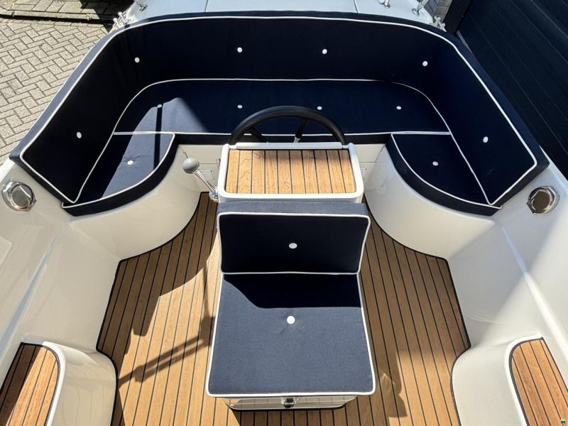 Oud Huijzer 575 Luxury