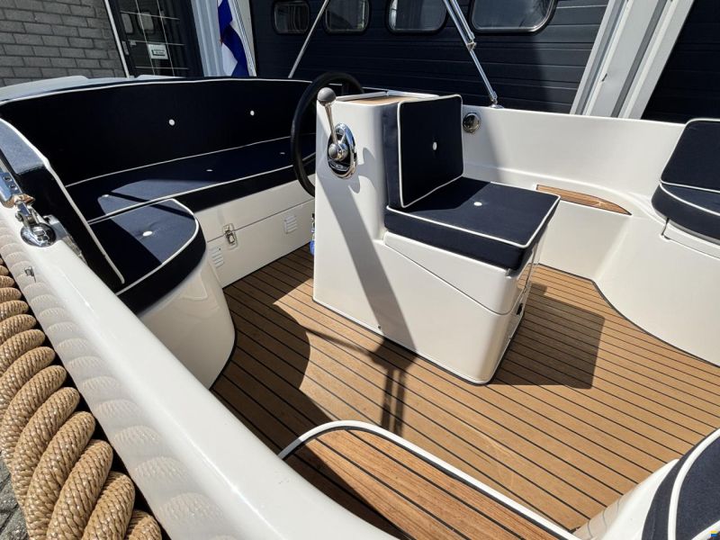 Oud Huijzer 575 Luxury
