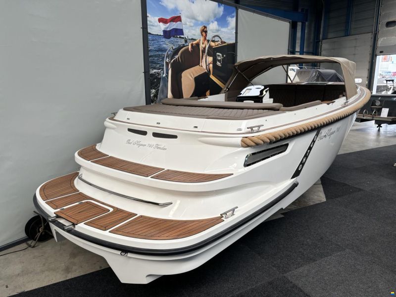 Oud Huijzer 740 Tender