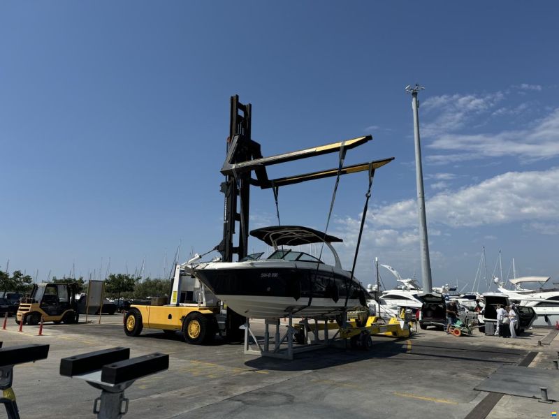 Sea Ray 270 SDXE
