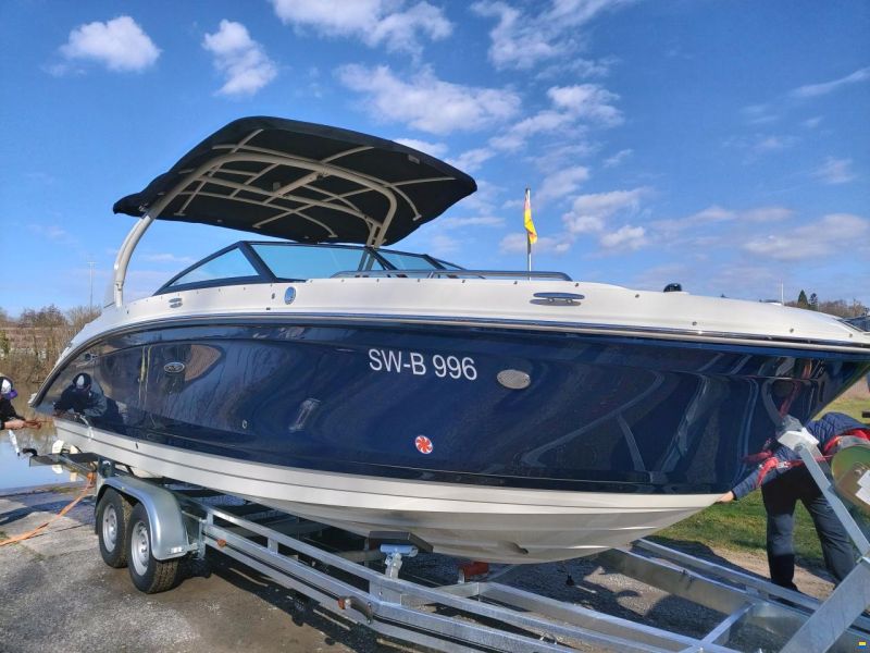Sea Ray 270 SDXE