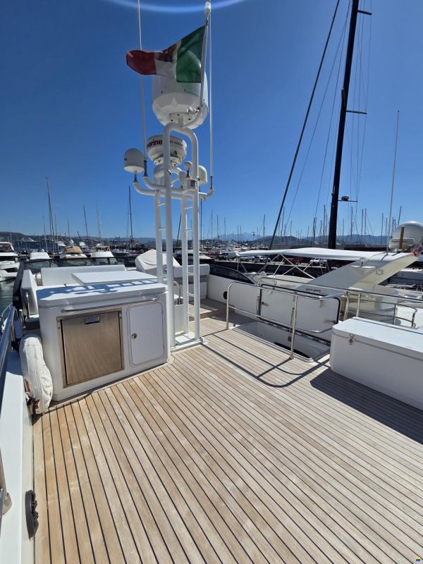 Sundeck 550