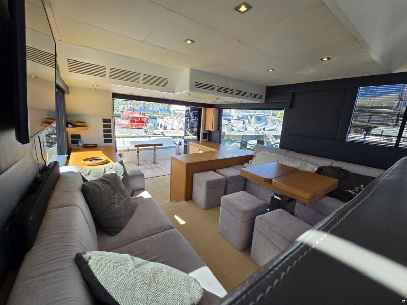 Sundeck 550