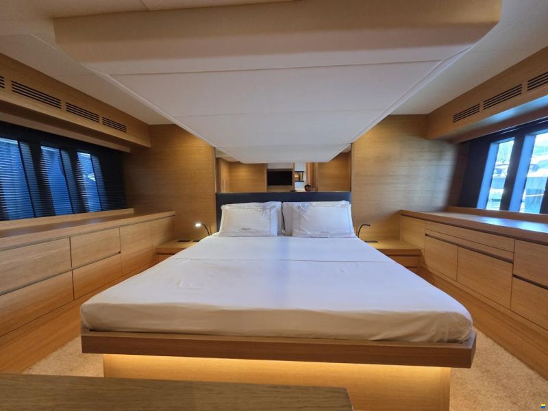 Sundeck 550